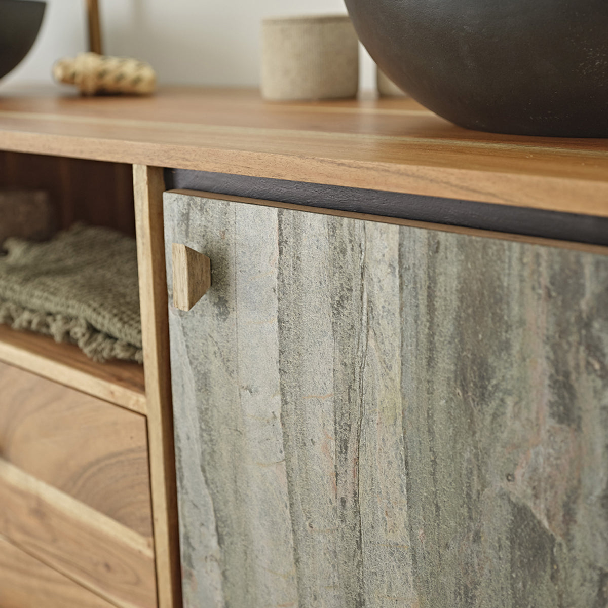 EDEN ROCK - Mobile sottolavabo in acacia massello e pietra 155 cm
