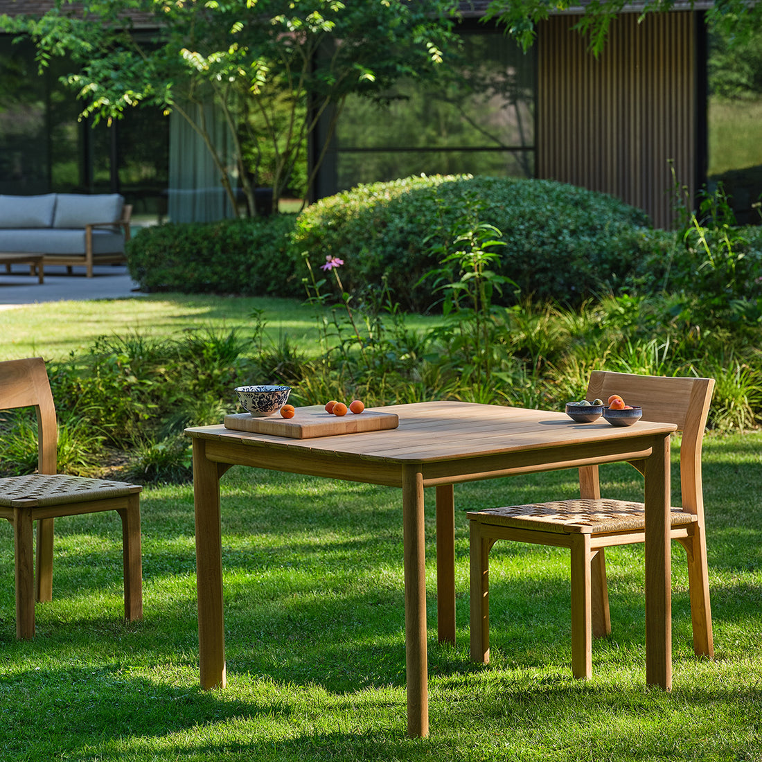 PIANA - Tavolo da giardino in teak massiccio per 4 persone.
