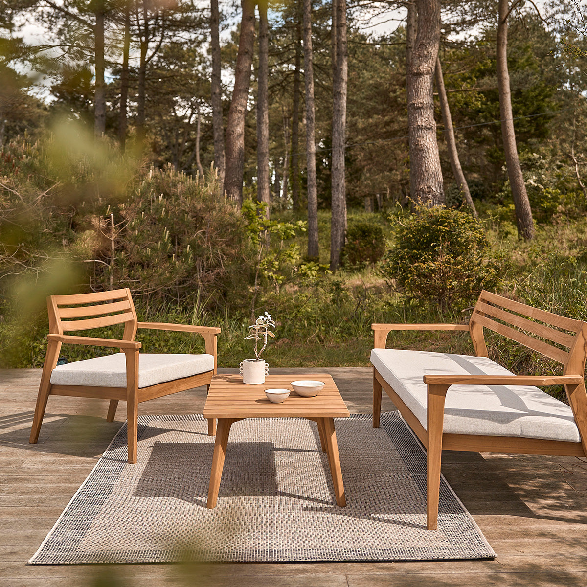 BARI - Set di mobili da giardino bassi in teak massello