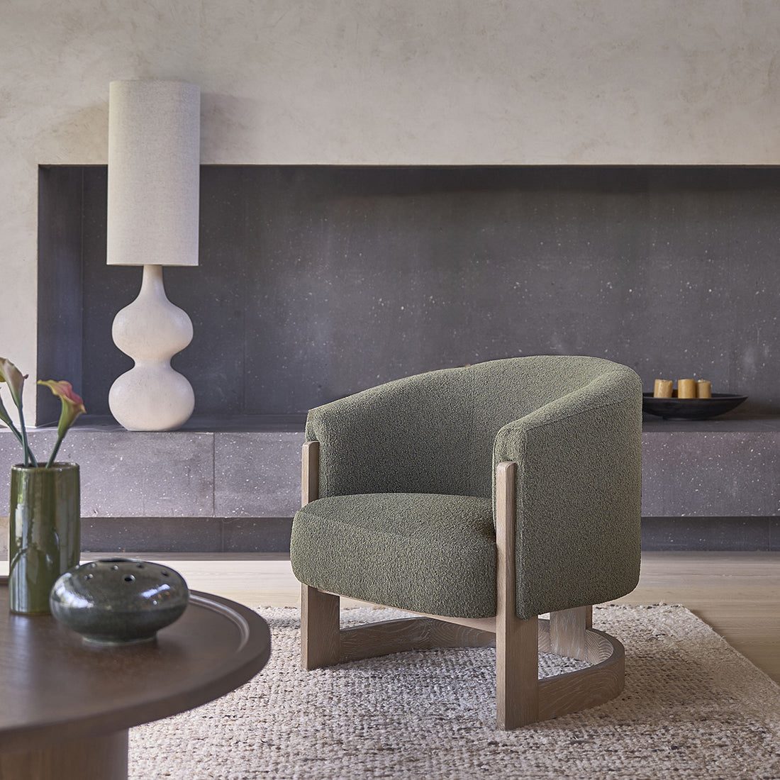 MALO - Poltrona in rovere massello e tessuto bouclé kaki