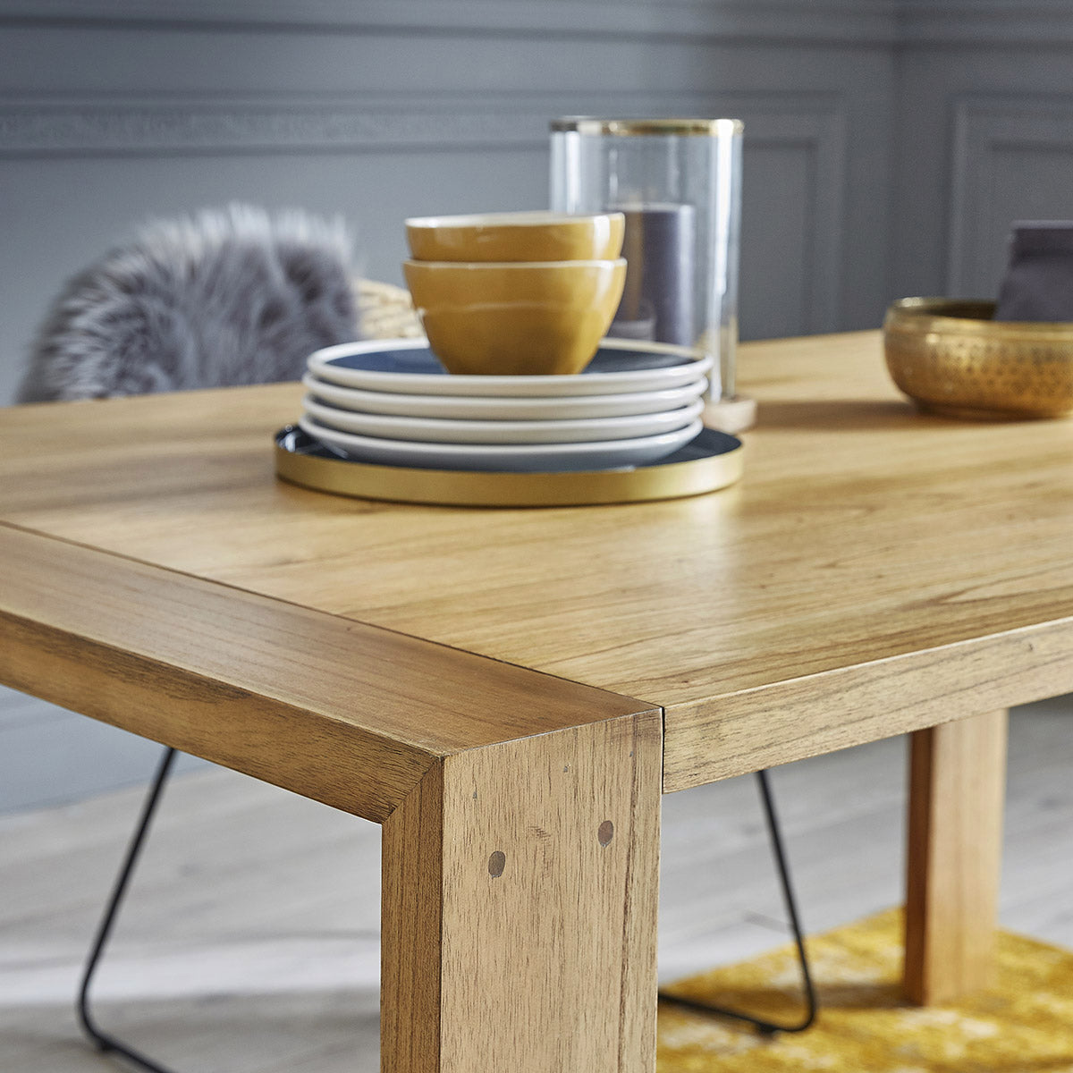 TILO - Tavolo in mindi massello per 6 pers.