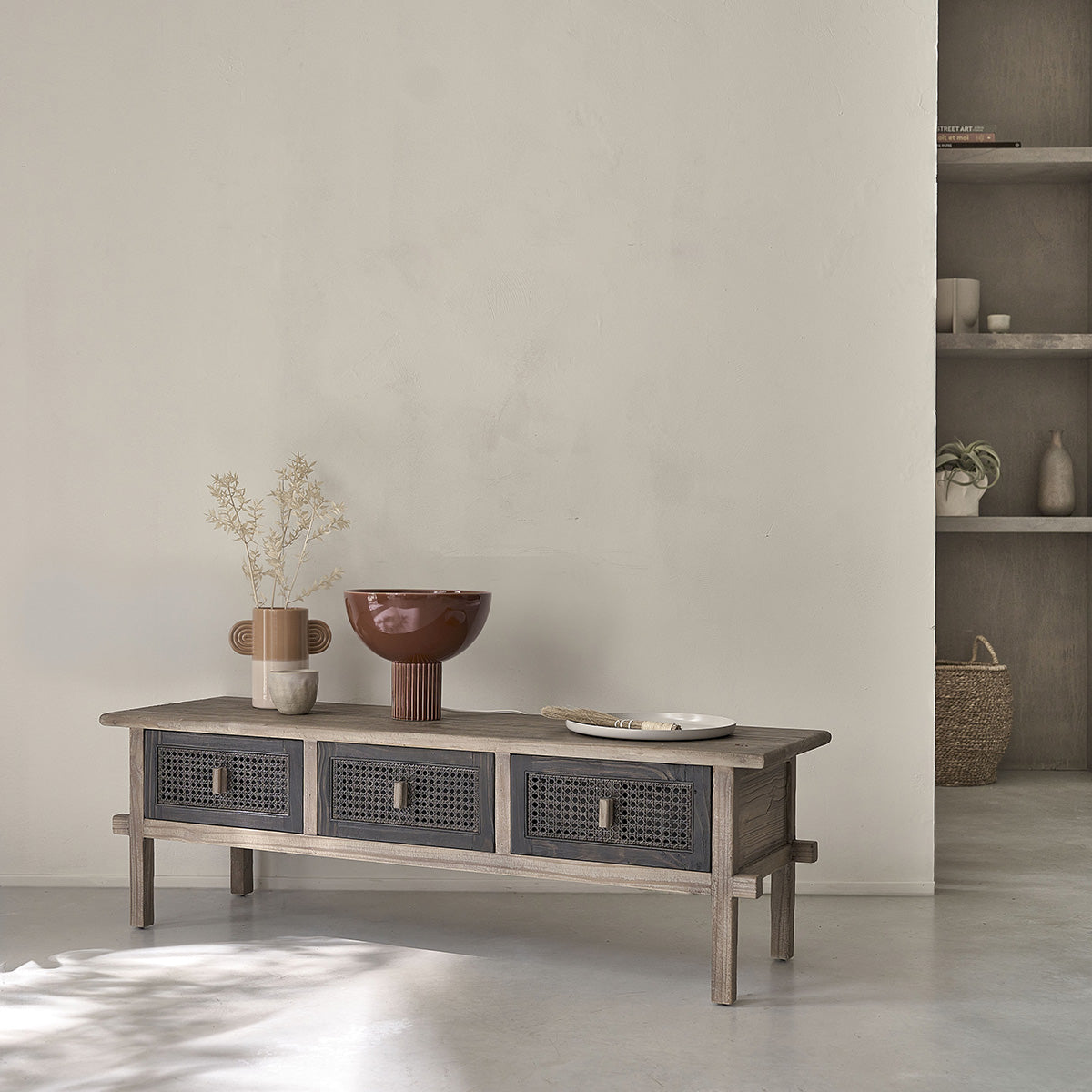 JUNKO - Mobile porta TV in legno massello riciclato da 145 cm