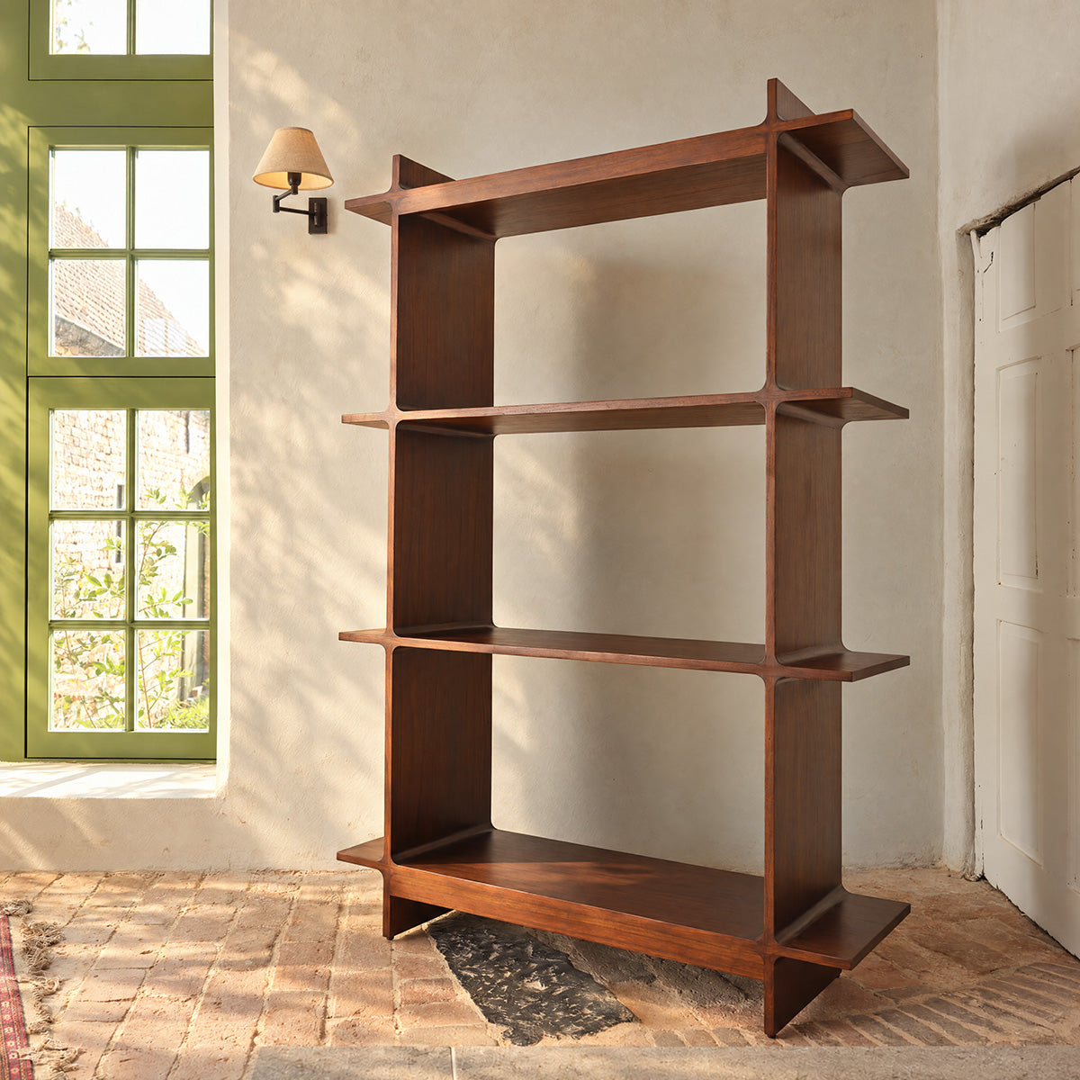NOAM - Scaffale in legno di mindi naturale, H 175 cm
