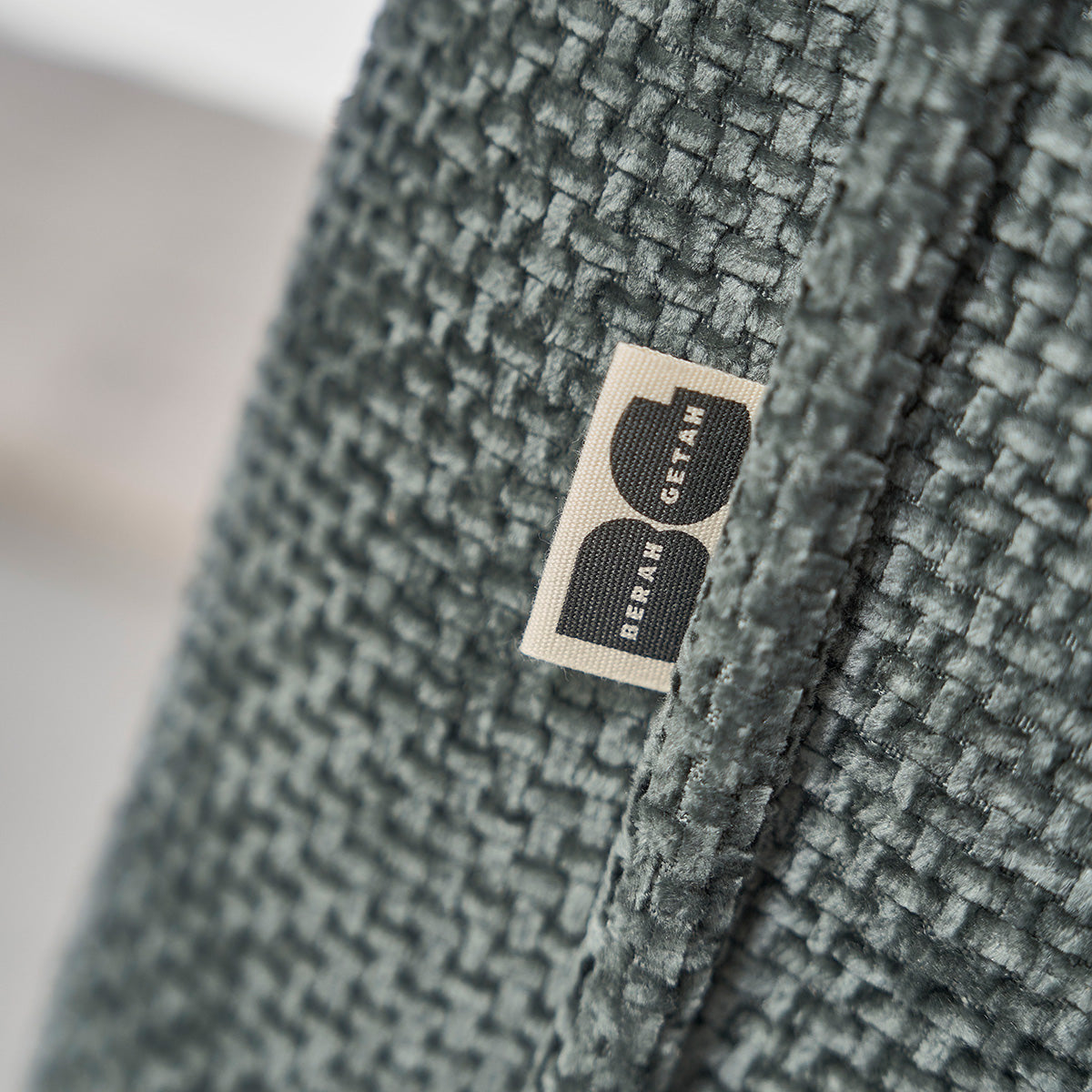 HECTOR - Divano dritto a 3 posti in velluto intrecciato grigio-verde