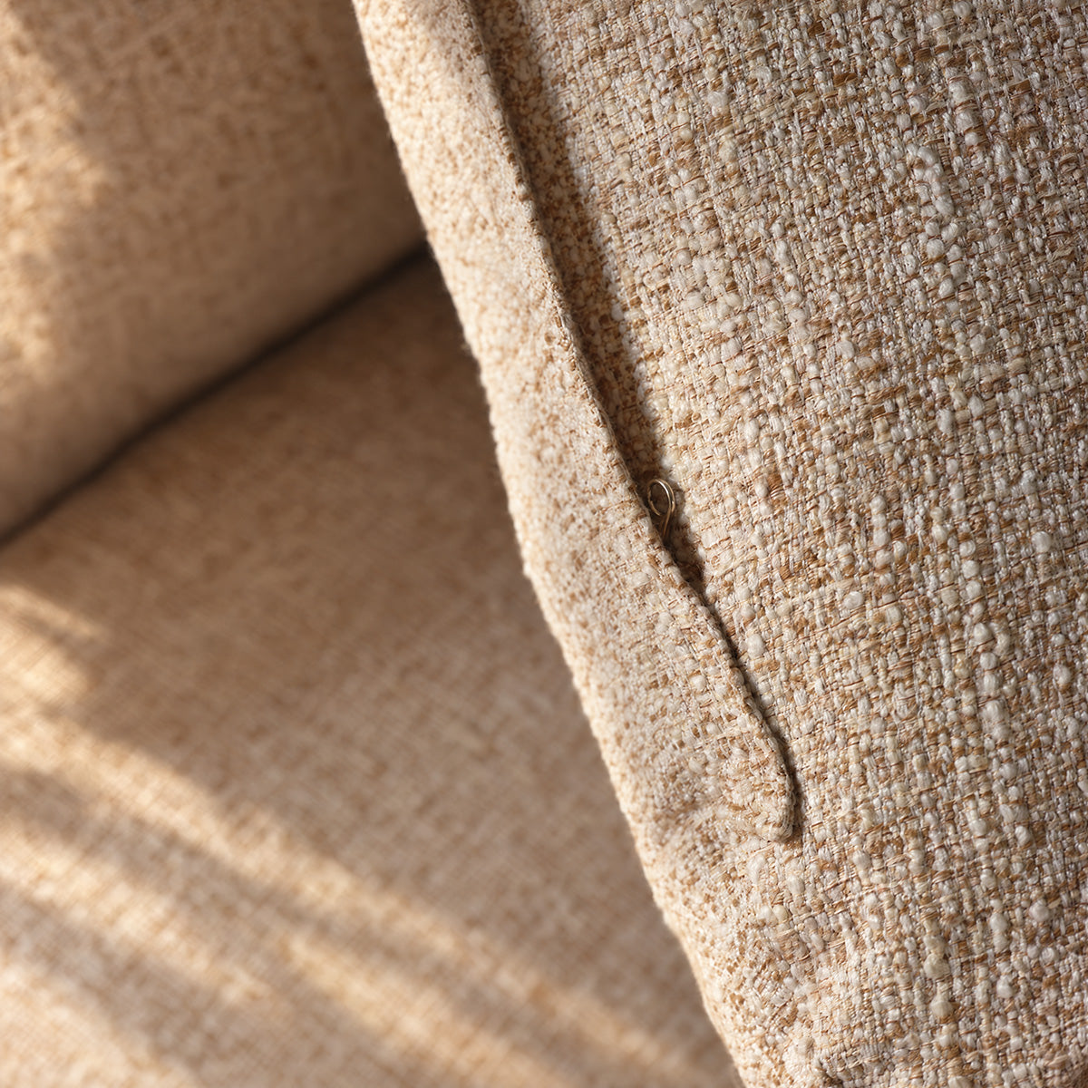 YVES - Divano a 2 posti Mindi in tessuto beige melange
