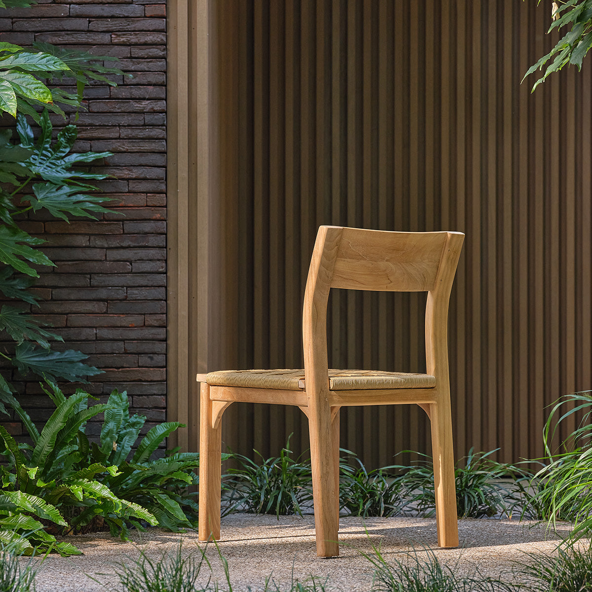 PIANA - Sedia da giardino in teak massiccio e rattan