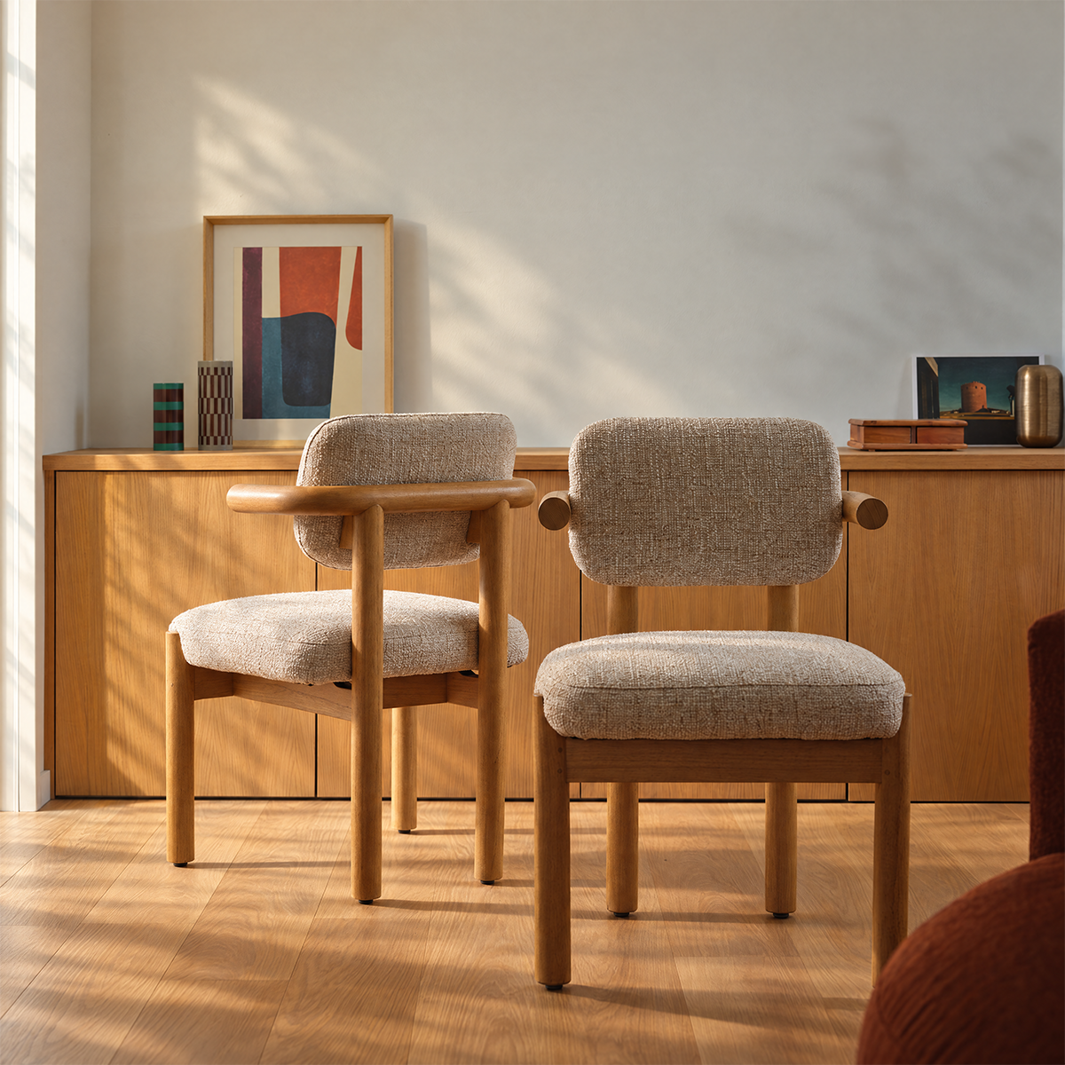 NEO - Set di 2 sedie in legno massello di mindi naturale e tessuto beige melange