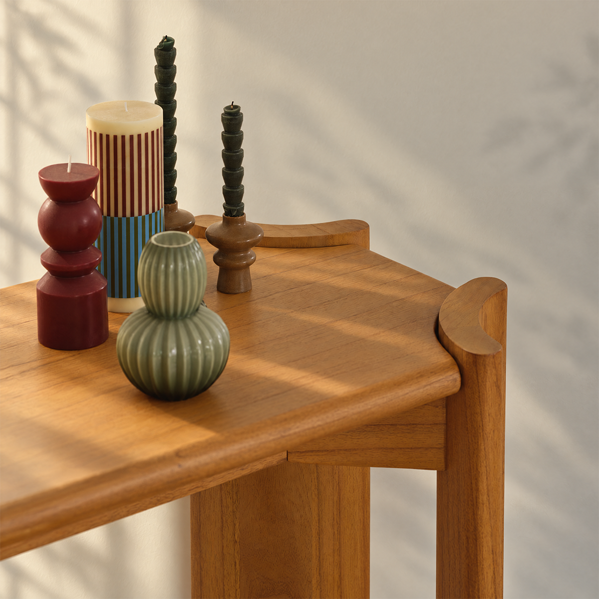 ALVAR - Console in legno di mindi naturale, 165 cm