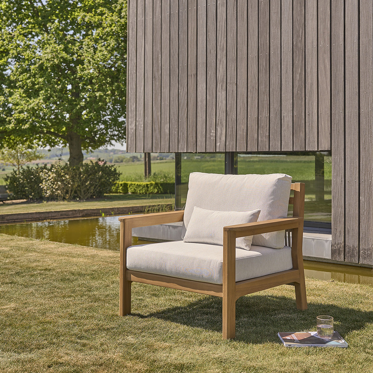 MAORA - Poltrona da giardino in teak massello con cuscini