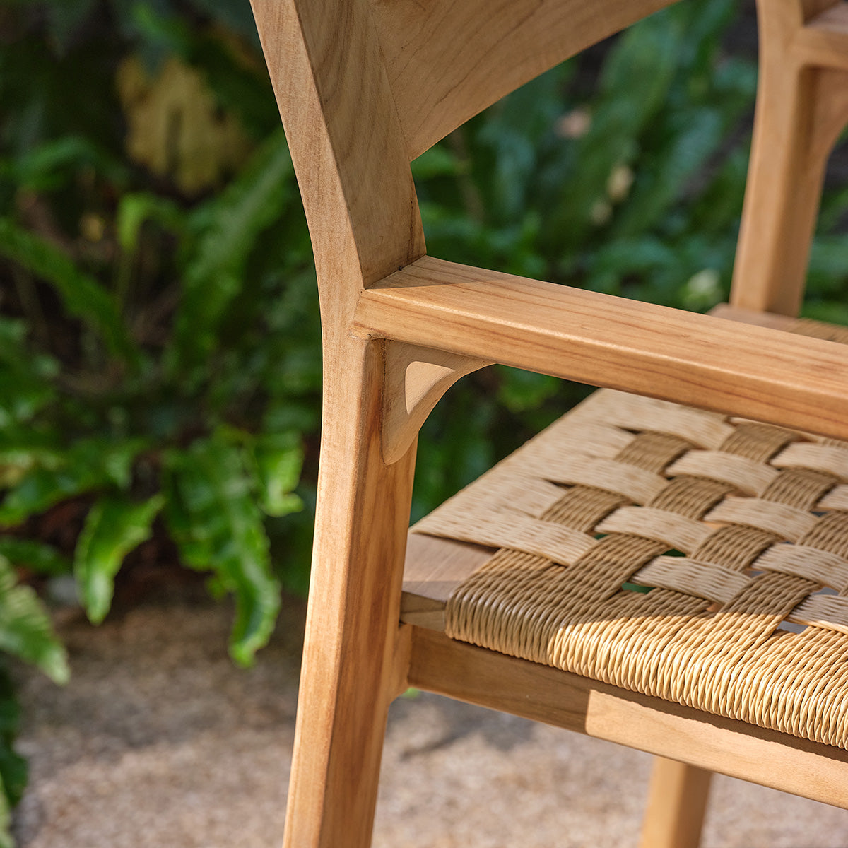 PIANA - Poltrona da giardino in teak massiccio e rattan