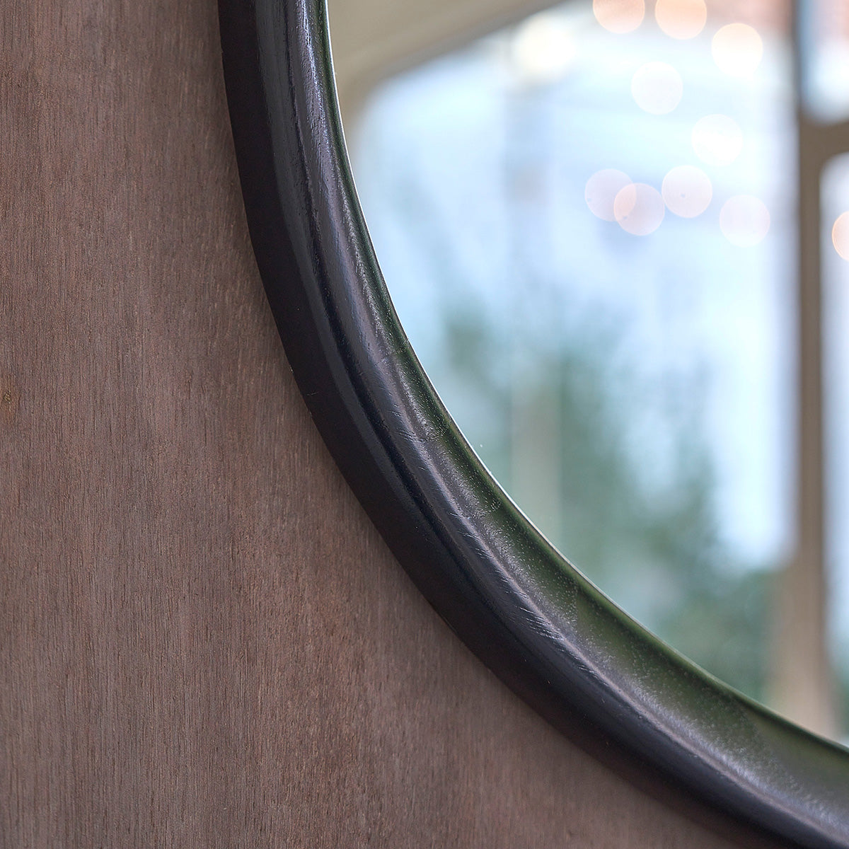 THELMA - Specchio organico in legno di mindi nero 75x60 cm