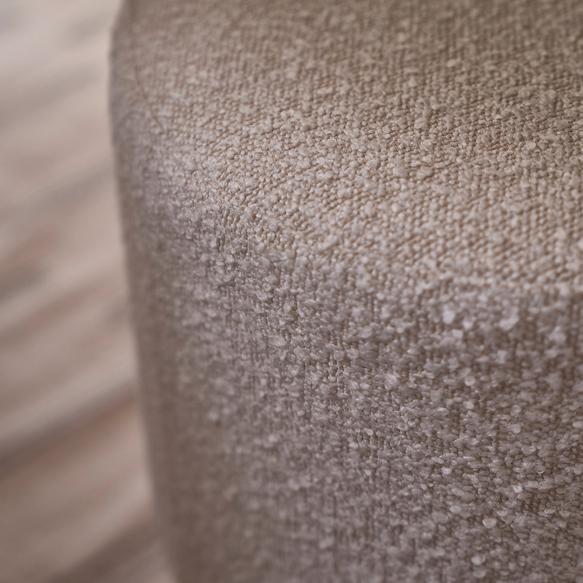 SERENE - Pouf in teak massello e tessuto bouclé bianco Ø38 cm