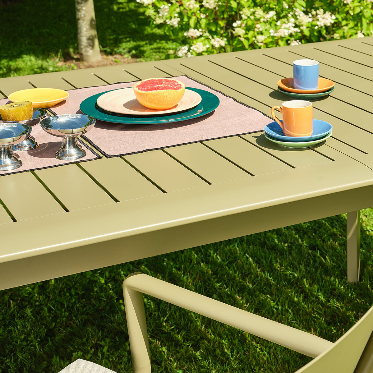 SARO - Set da giardino in alluminio allungabile, color kaki chiaro, per 6-10 persone