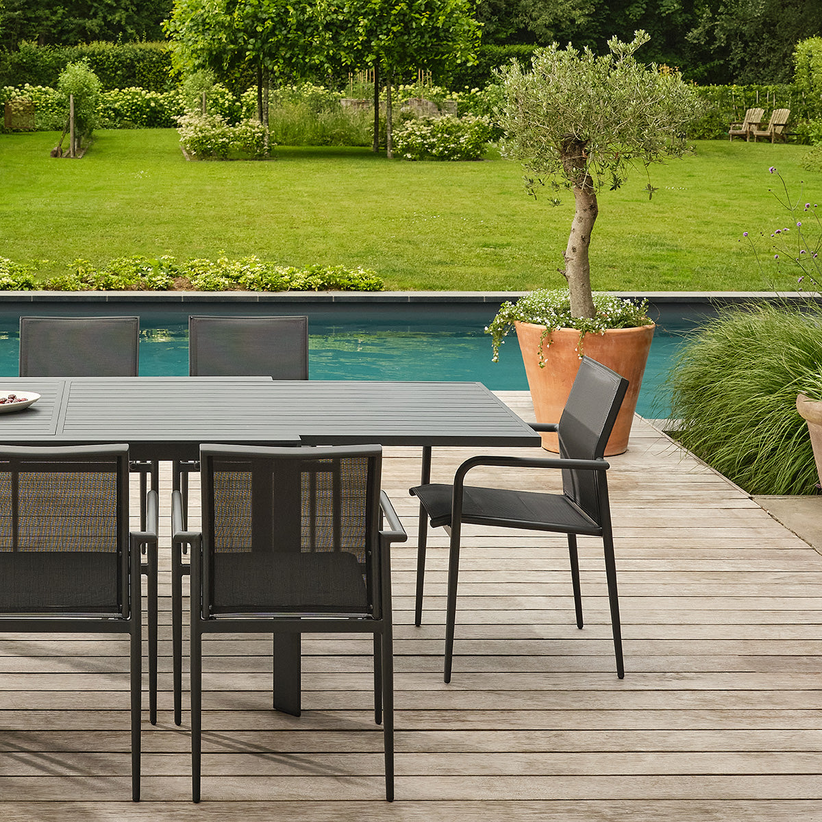 BASALT - Set da giardino in alluminio e textilene estensibile grigio, 6/10 persone