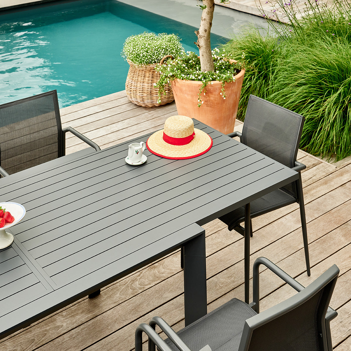 BASALT - Set da giardino in alluminio e textilene estensibile grigio, 6/10 persone