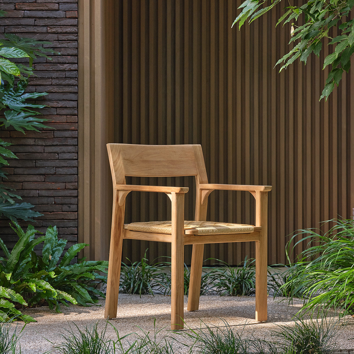 PIANA - Set da giardino in teak massiccio e rattan per 4 persone.