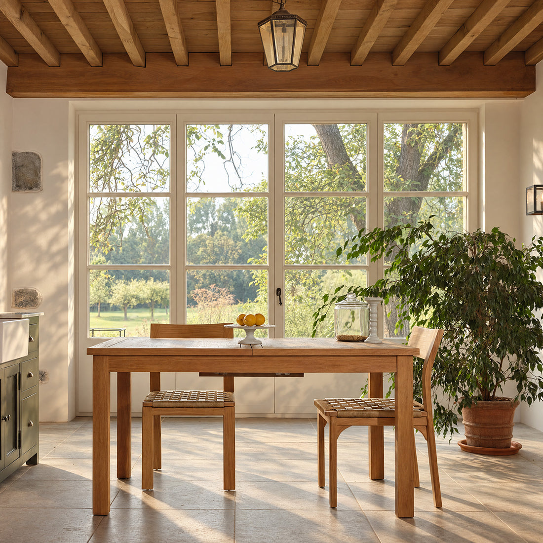 UZES - Tavolo allungabile in teak massiccio per 8 persone.