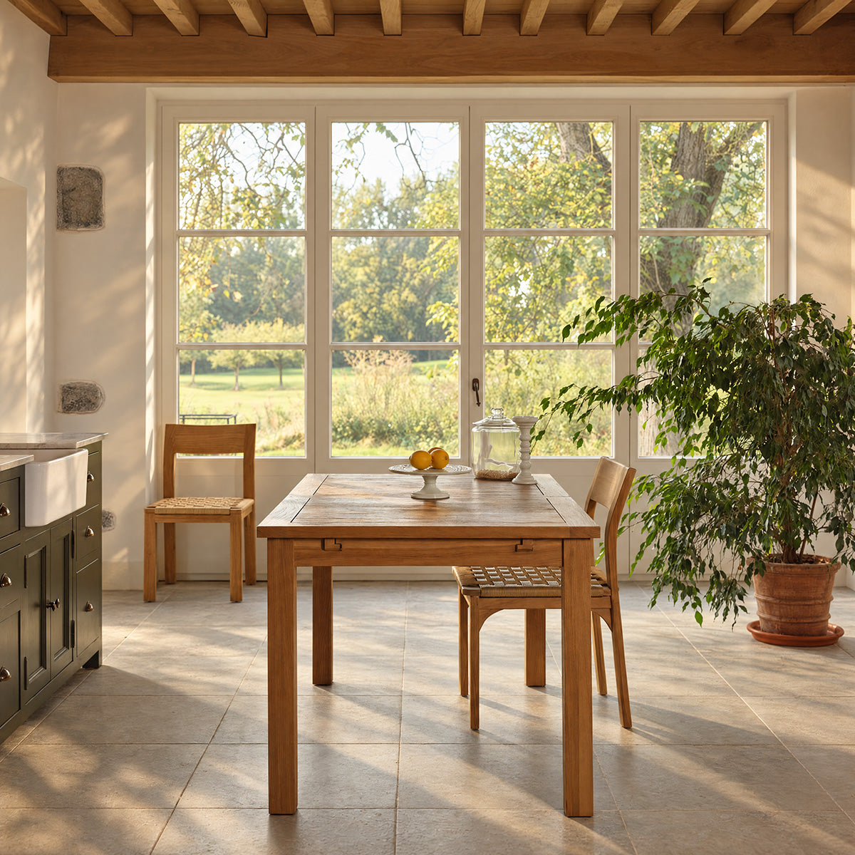 UZES - Tavolo allungabile in teak massiccio per 8 persone.