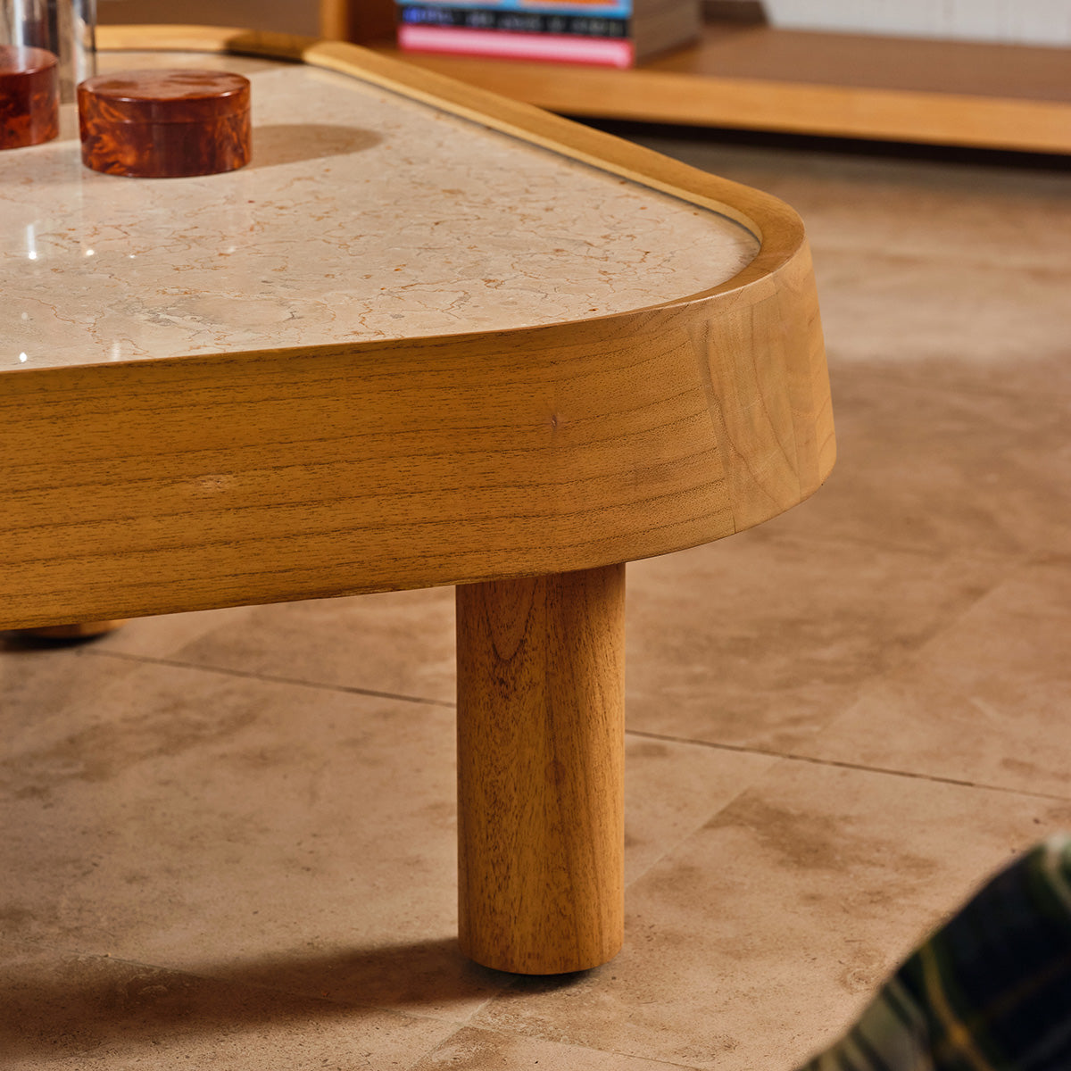TBB0013-table_basse_en_mindi_naturel_et_marbre_115_cm-05.jpg