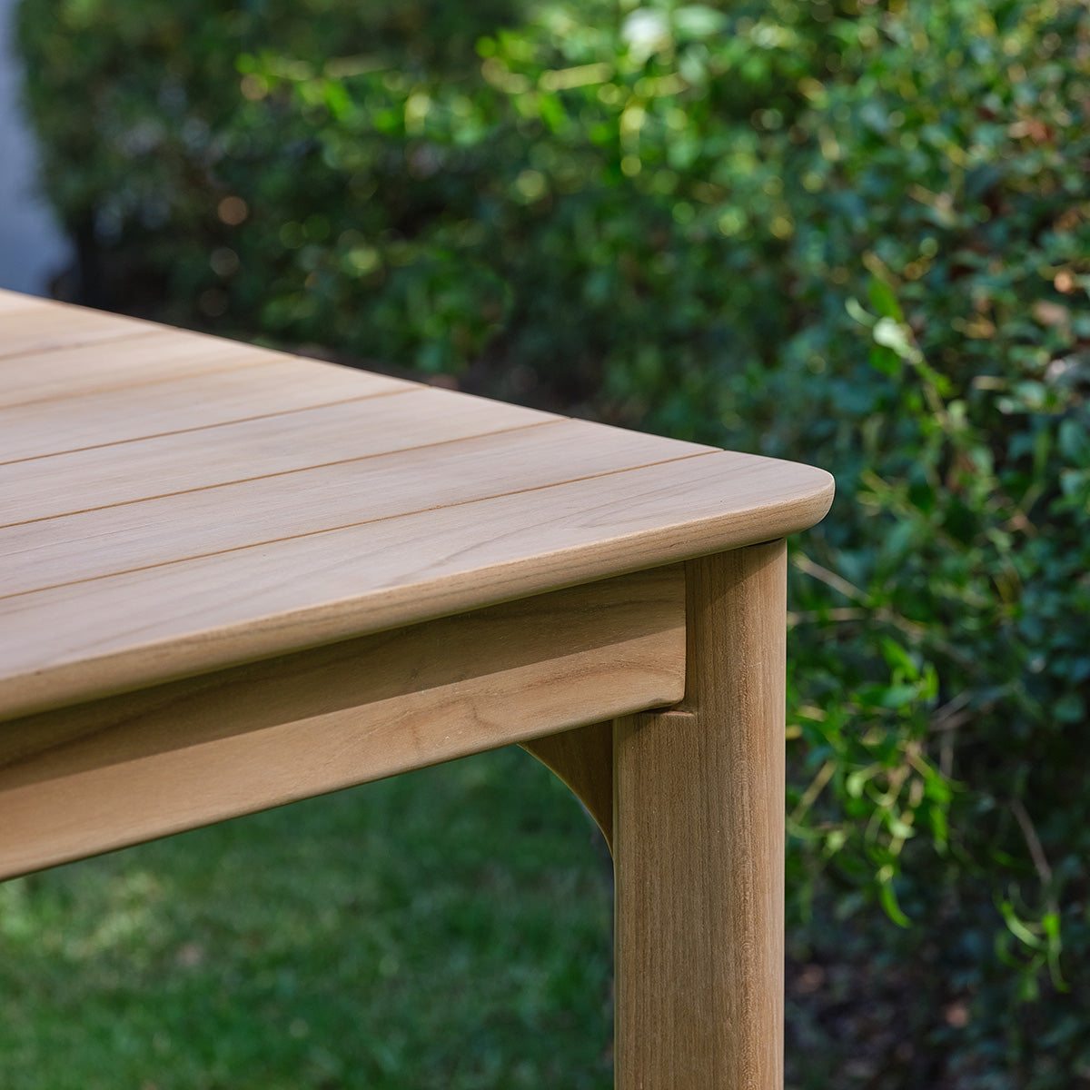 PIANA - Tavolo da giardino in teak massiccio per 8 persone