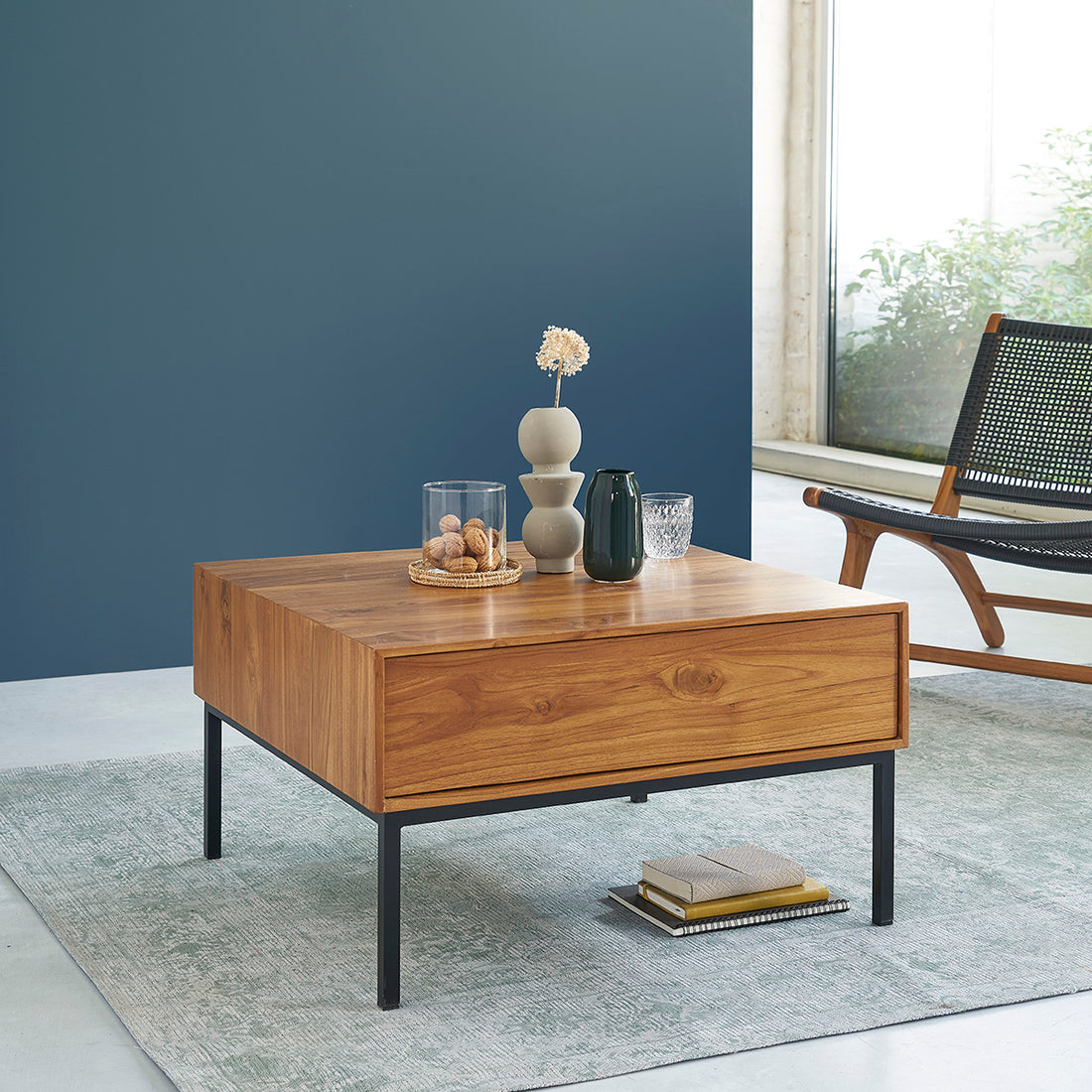 LINA - Tavolino in teak massello e metallo 70 cm