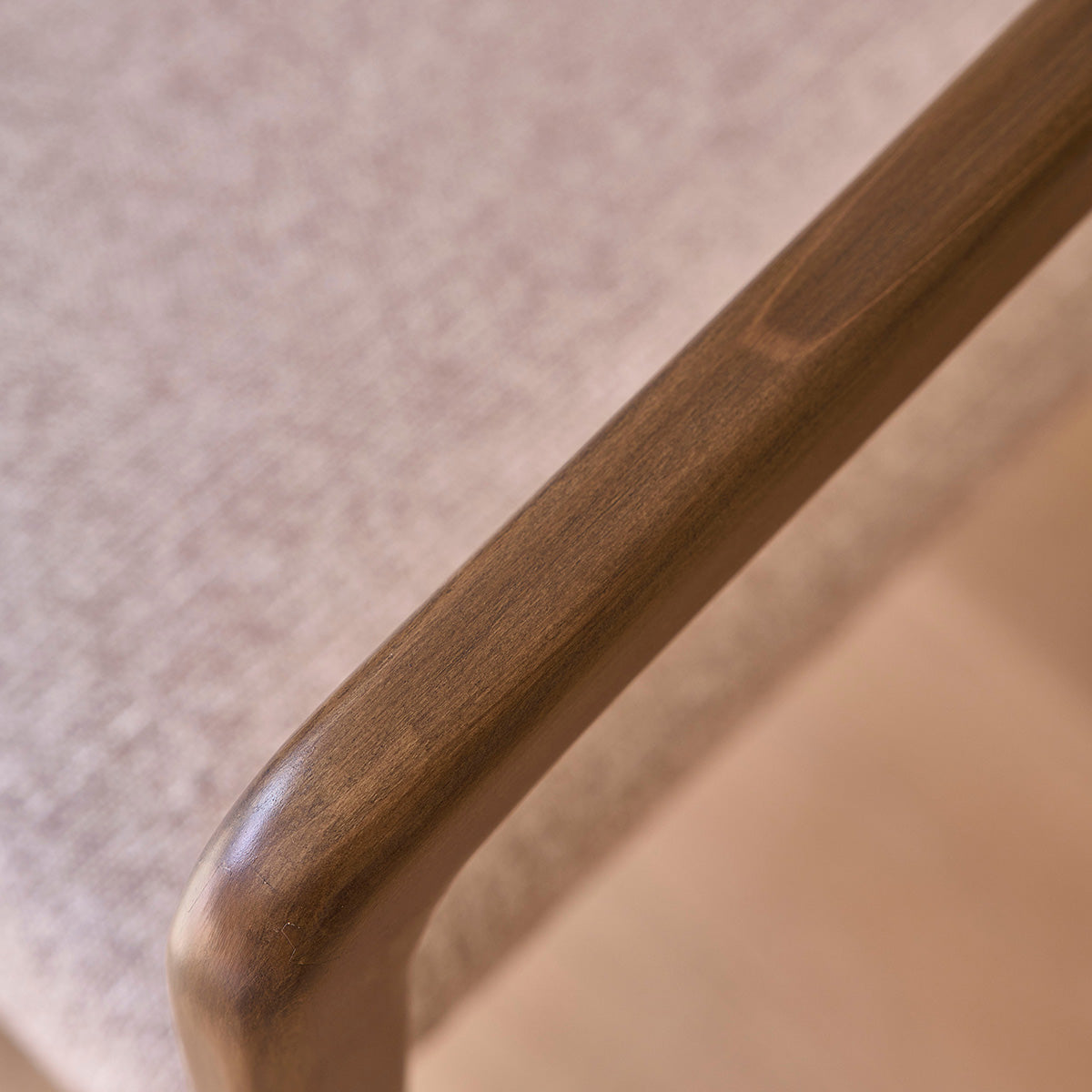 ÉLOI - Sedia in legno massello con tessuto beige screziato