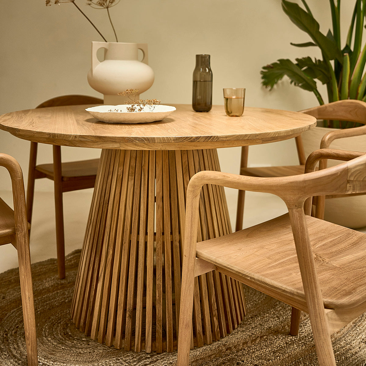 VICTORIA - Tavolo rotondo in teak massello per 4 pers.
