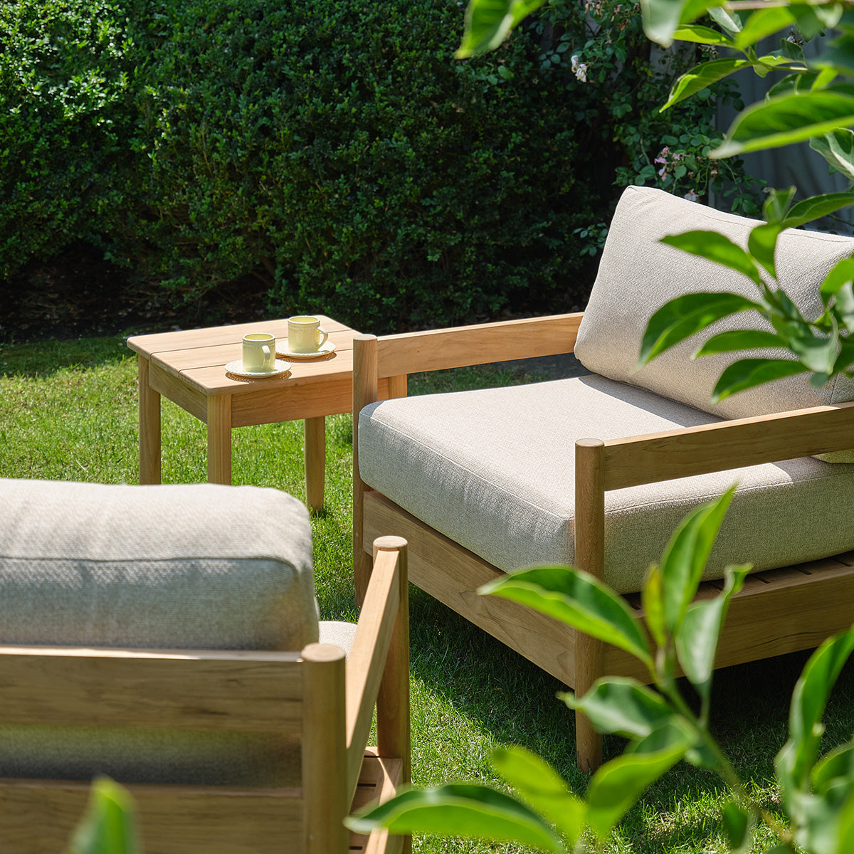 TAA0010-table_dappoint_de_jardin_en_teck_massif_premium-06.jpg