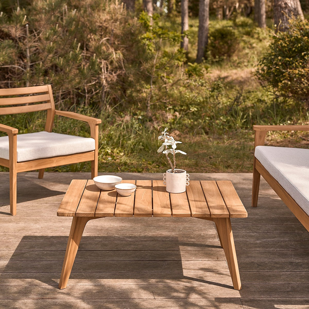 BARI - Set di mobili da giardino bassi in teak massello