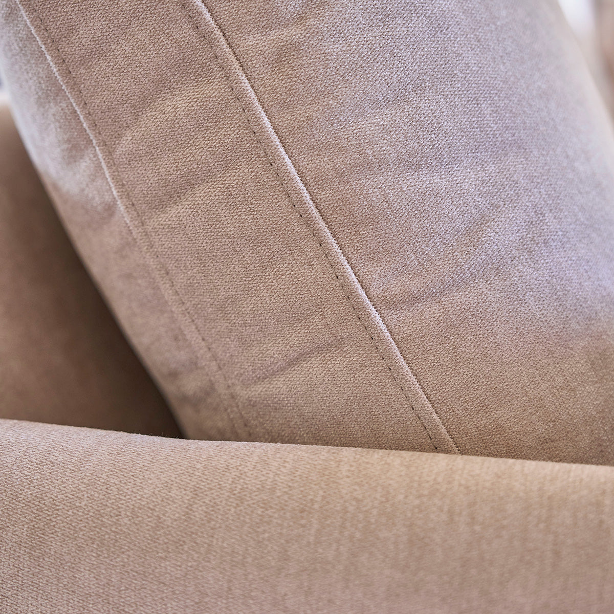 ONDINE - Divano dritto a 4 posti in legno massello e velluto beige screziato