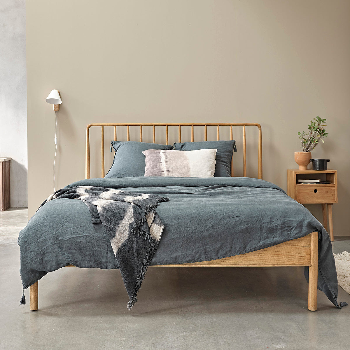 ESMEE - Letto in mindi massello 160 cm con rete
