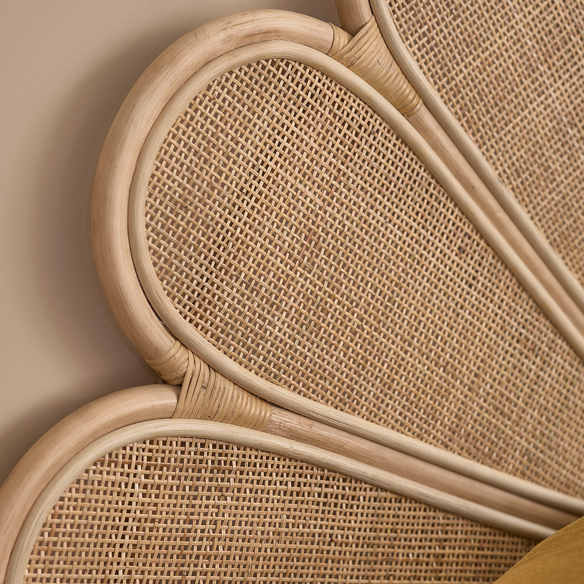 ROMY - Testiera in rattan e midollino 140 cm