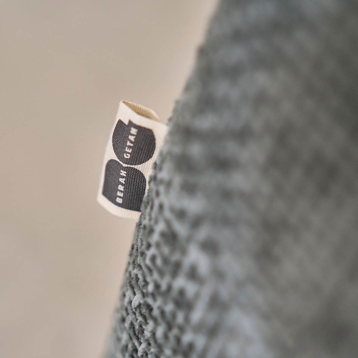 ALPHONSE - Divano dritto a 3 posti in velluto intrecciato grigio-verde