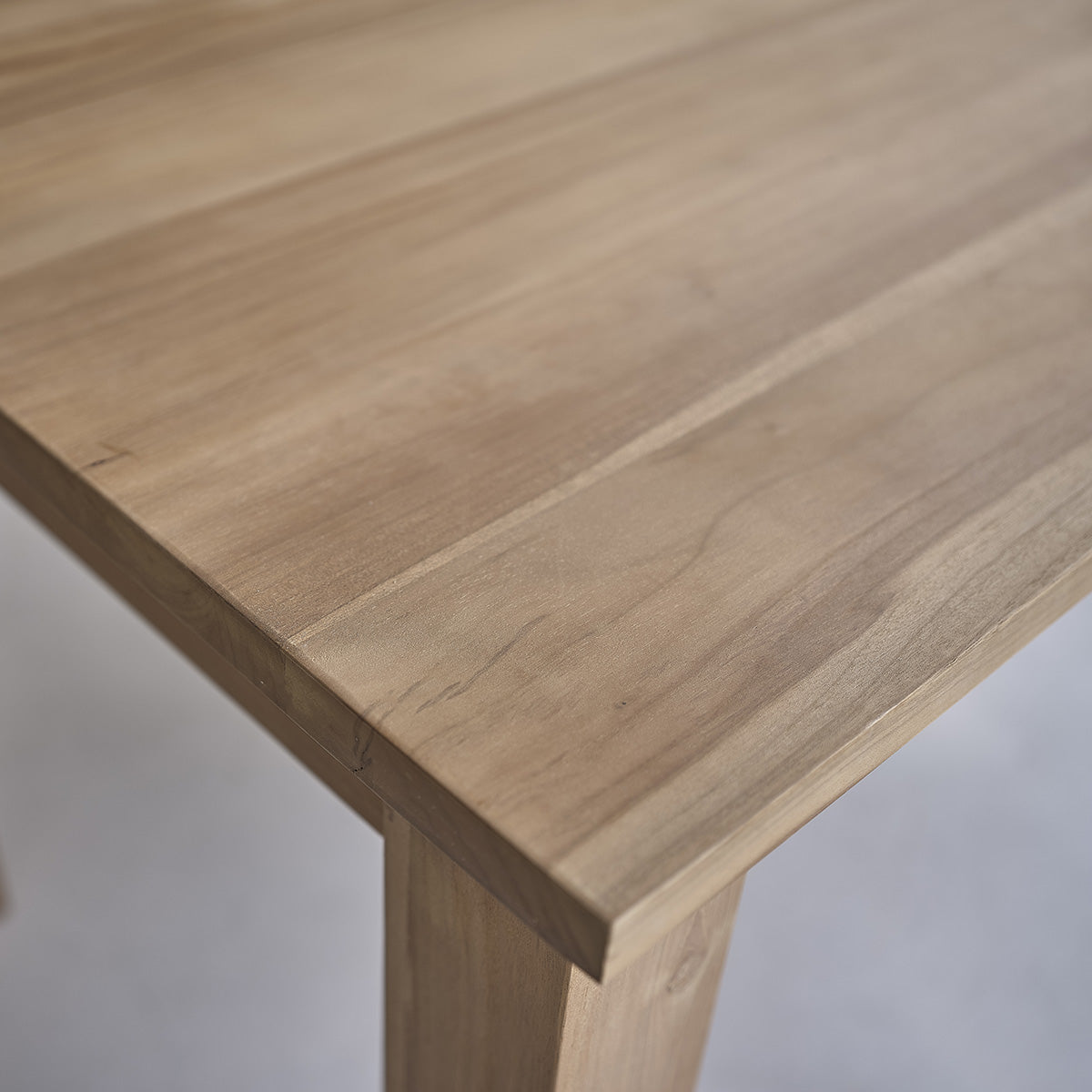 BOSTON - Tavolo in teak massello per 8 pers.
