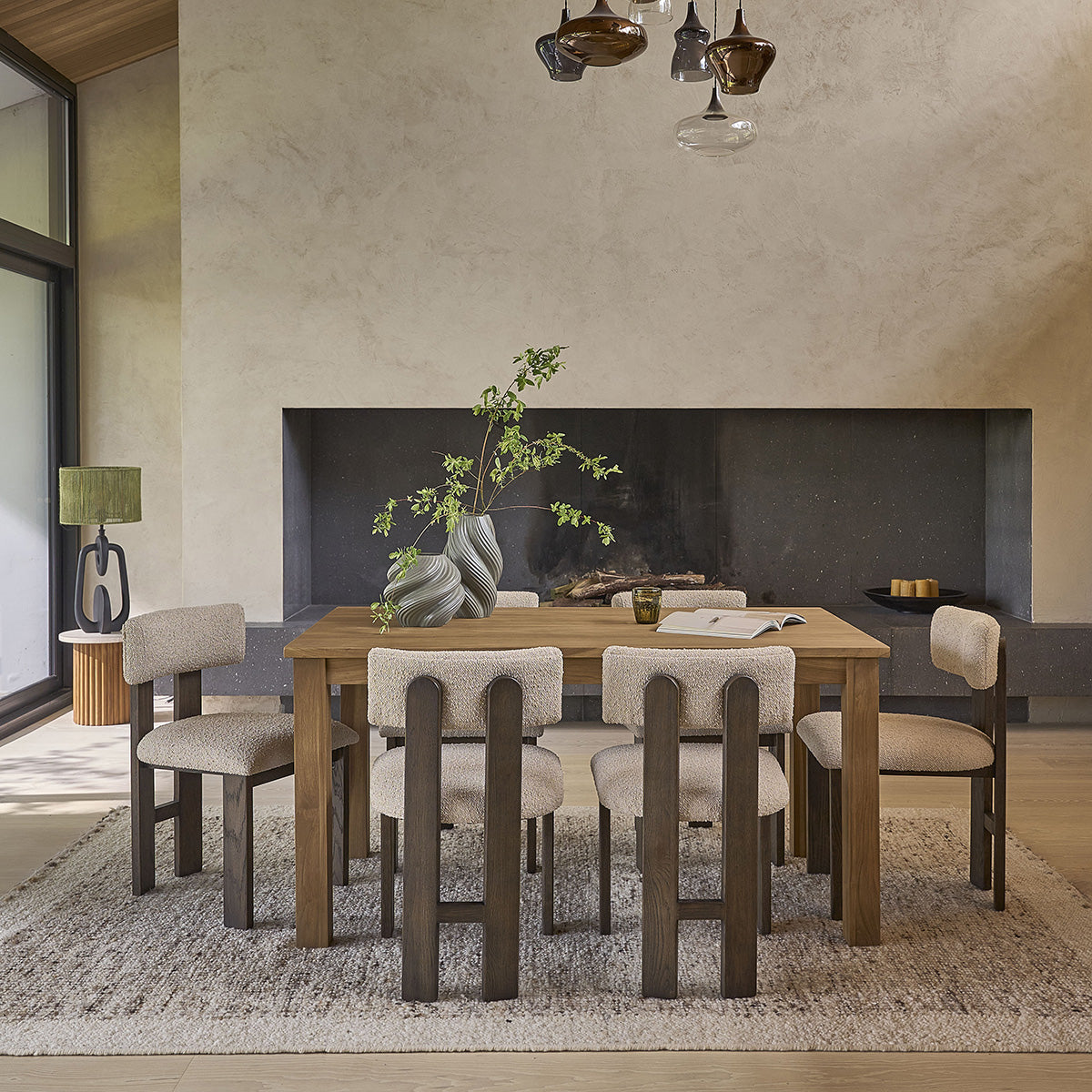 NOÉ - Set di 2 sedie in rovere marrone massello e tessuto bouclé beige