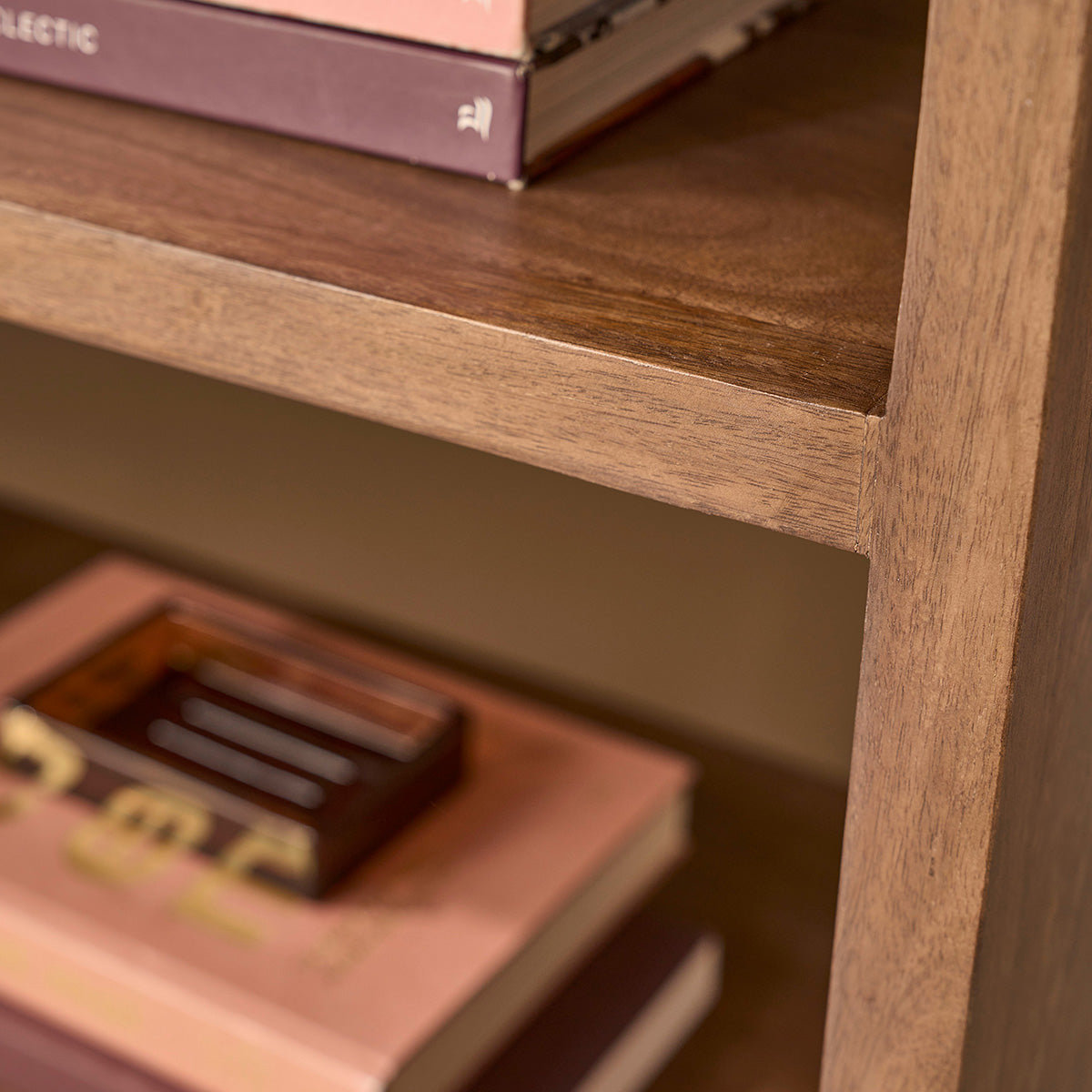 NOVA - Libreria in legno massello di mango, 118 cm