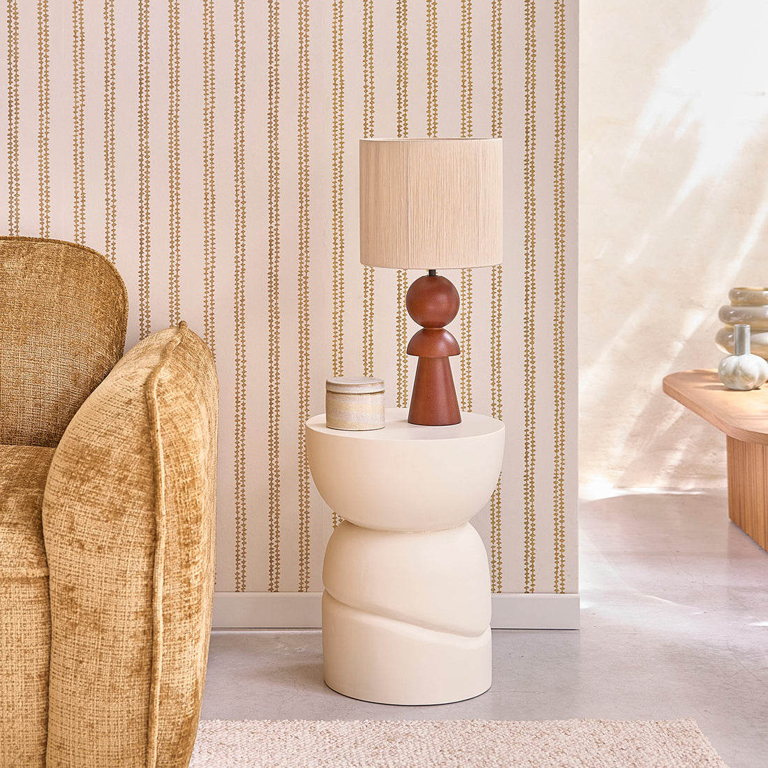 ORION - Tavolino d'appoggio in mango massello con effetto cemento