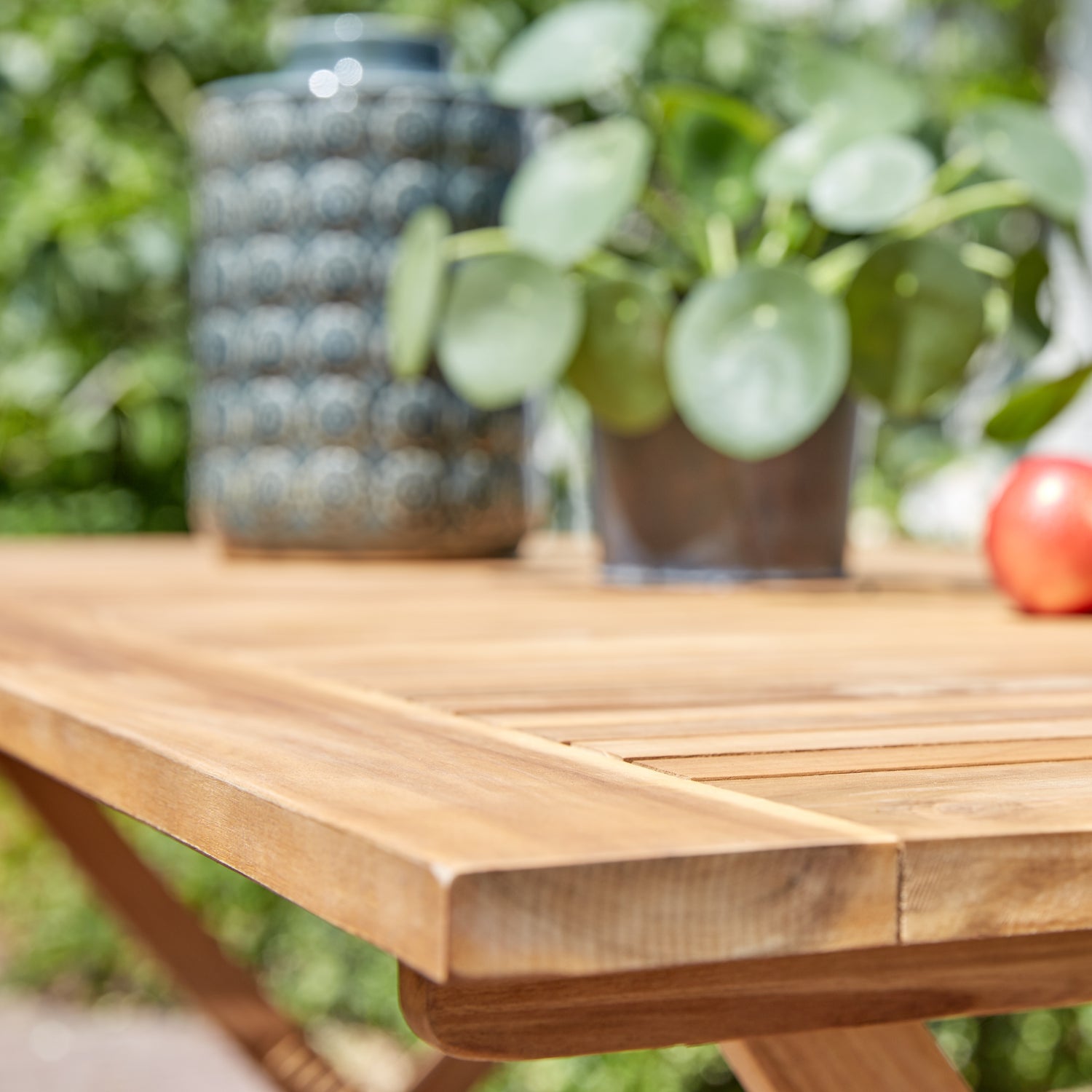 HANOÏ - Set di mobili da giardino in legno massello di acacia e textilene nero 4 pers.