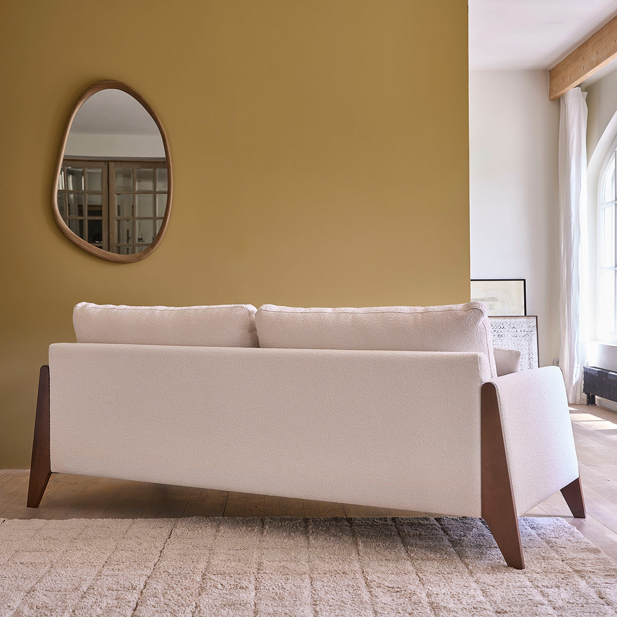 ONDINE - Divano dritto a 4 posti in legno massello e tessuto bouclé bianco