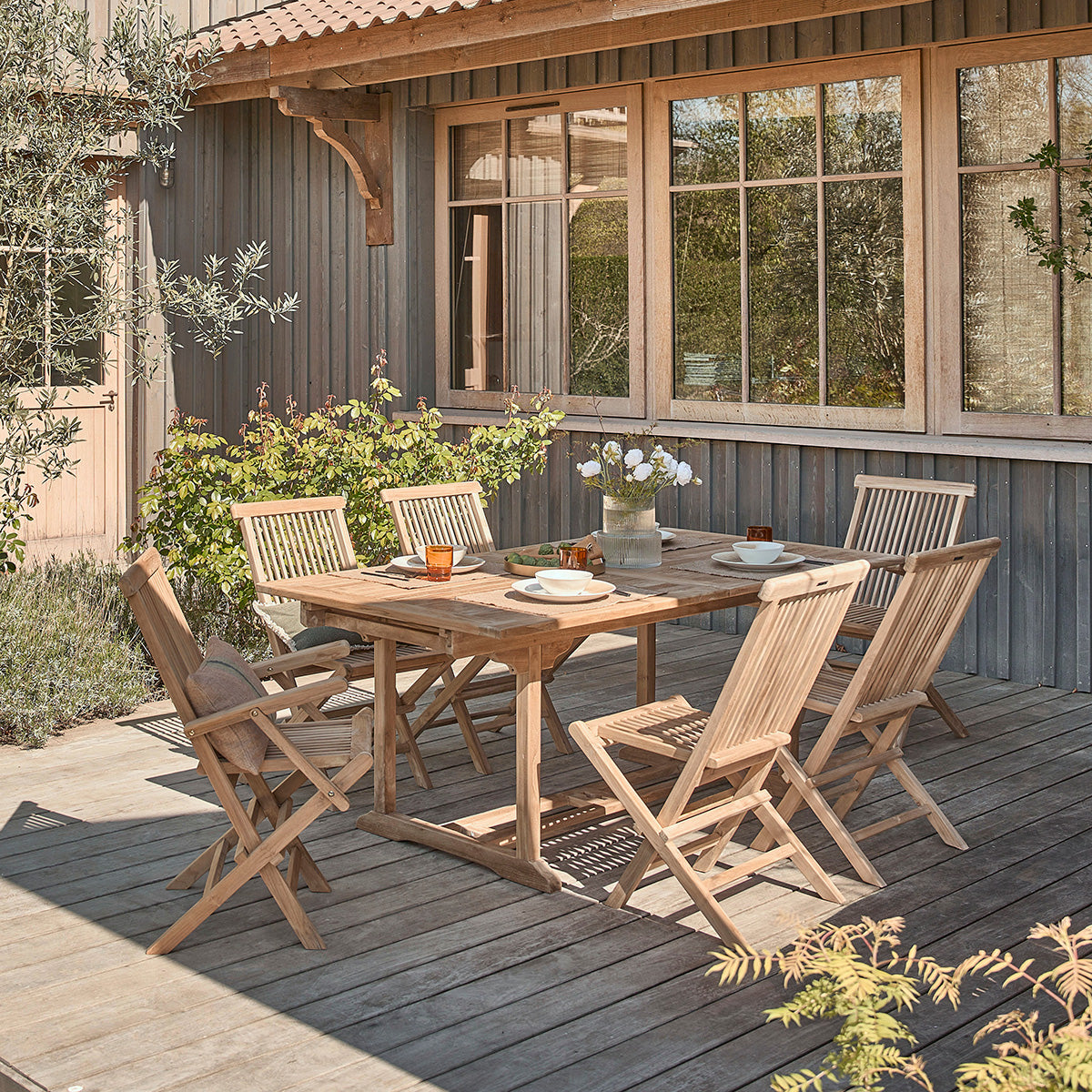 MALTE - Set di mobili da giardino in teak massello con tavolo allungabile 8/10 pers.