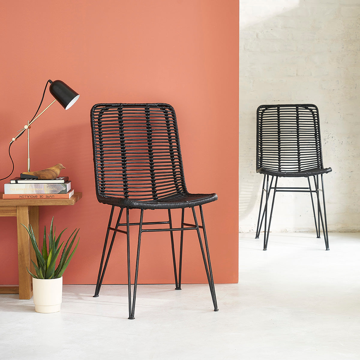 BOHEMA - Set di 2 sedie nere in rattan e metallo