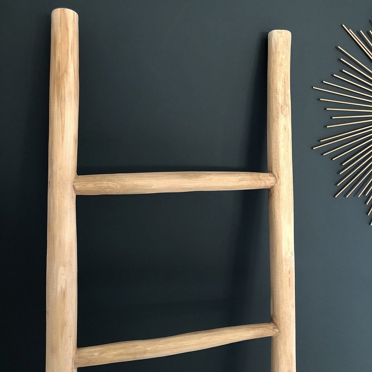 CLARA - Scala portasalviette in teak massello 170 cm