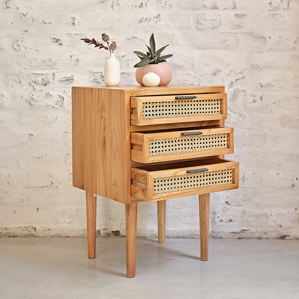 ALBA - Comodino in mindi massello e cannage 40 cm