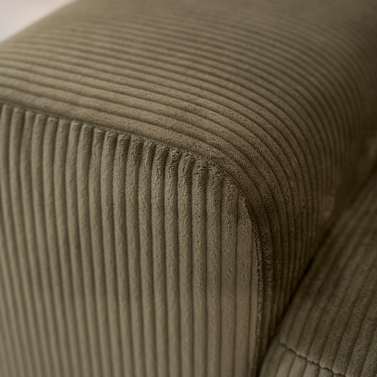 ALPHONSE - Divano diritto 4 posti in velluto a coste kaki