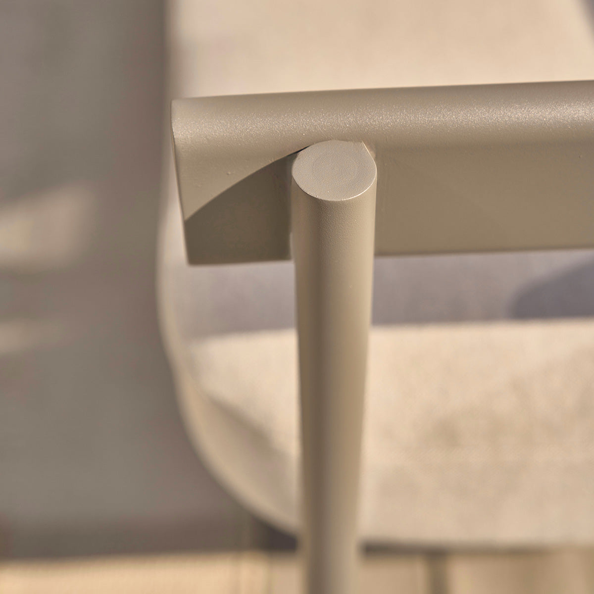 ALVAR - Salotto da giardino basso in alluminio