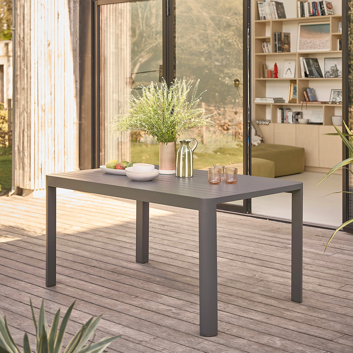 MALTE - Salotto da giardino allungabile in alluminio e teak massiccio per 6/8 pers.